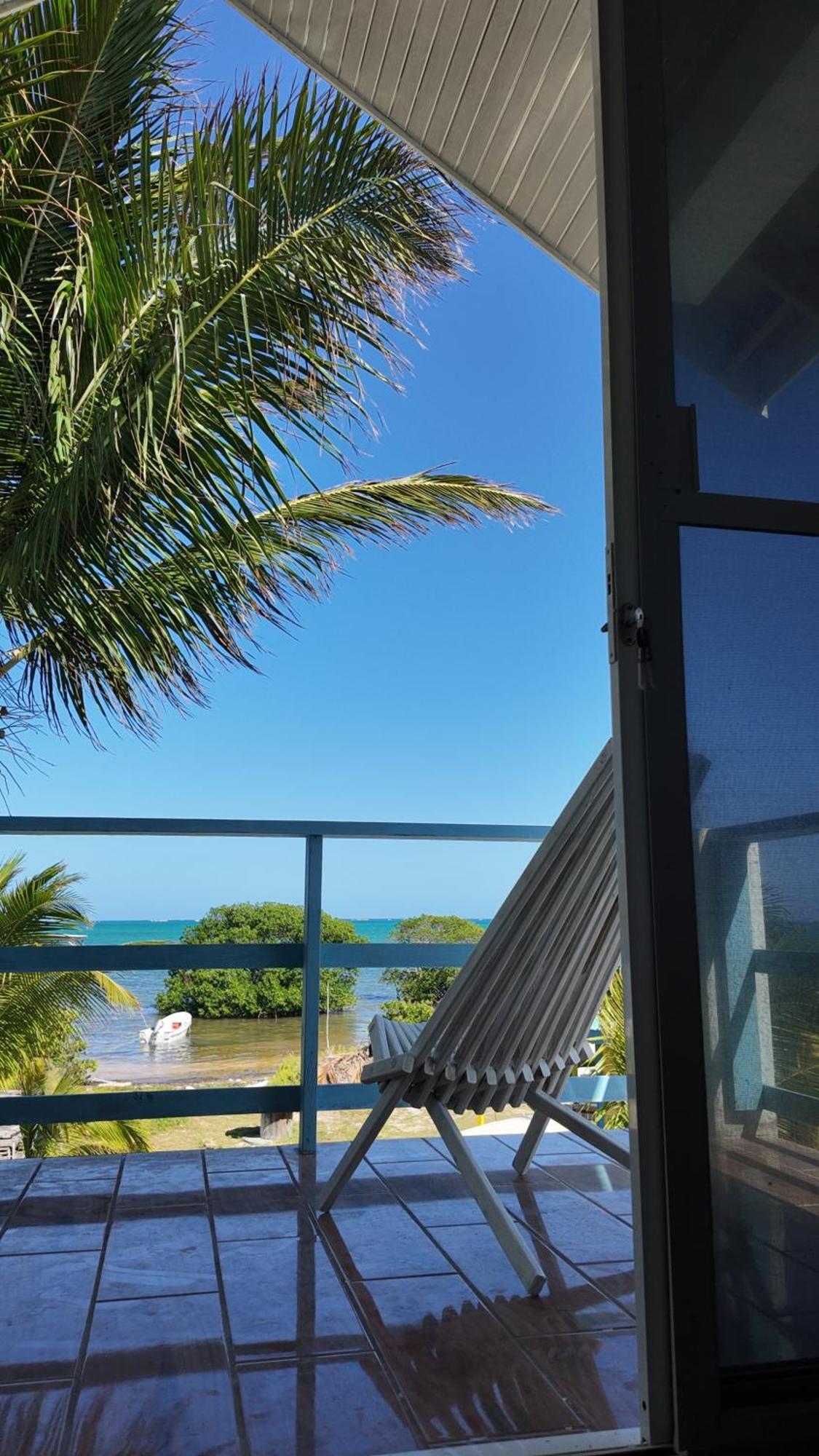 Hotel The Novelo Caye Caulker Esterno foto